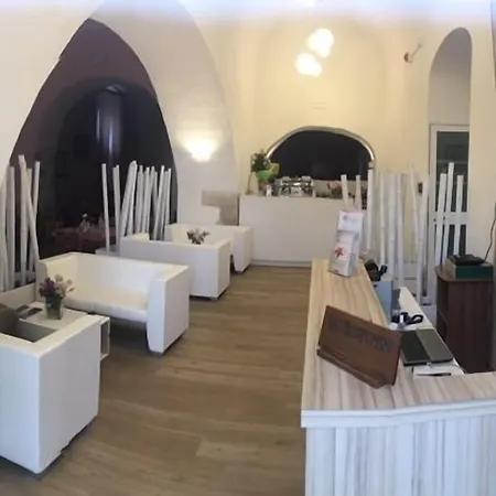 Miramare Ξενοδοχείο 3*